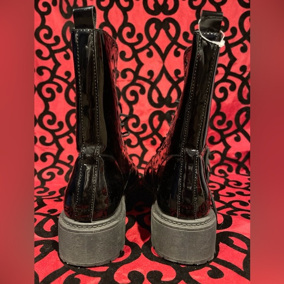 Women’s Patent Leather Combat Boots - Picture 6 of 11